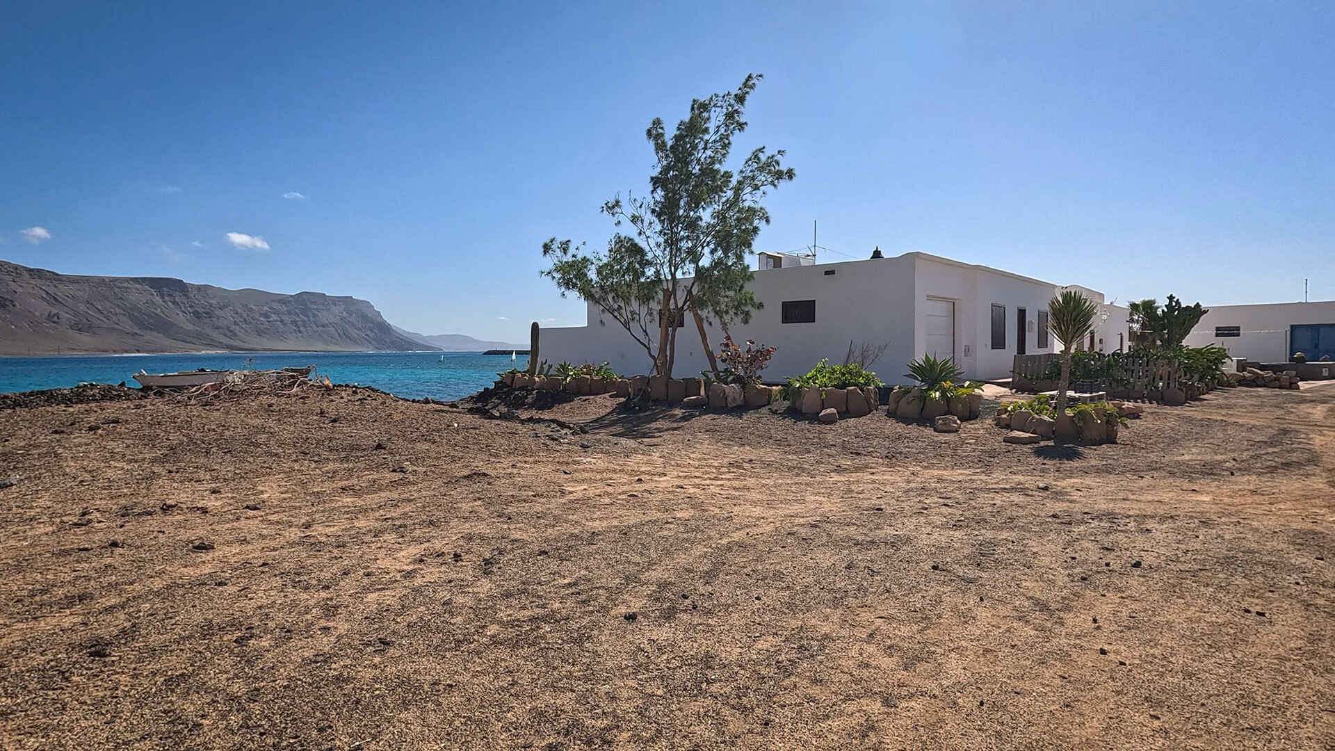Caleta de Sebo an der Meerenge El Río